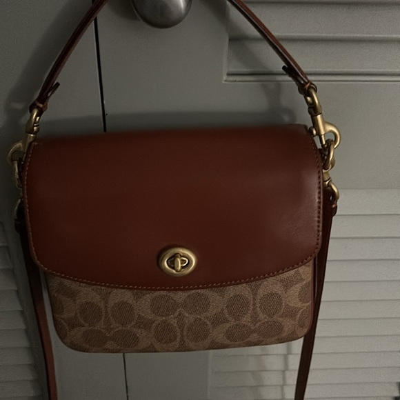 Coach purse - Picture 2 of 3